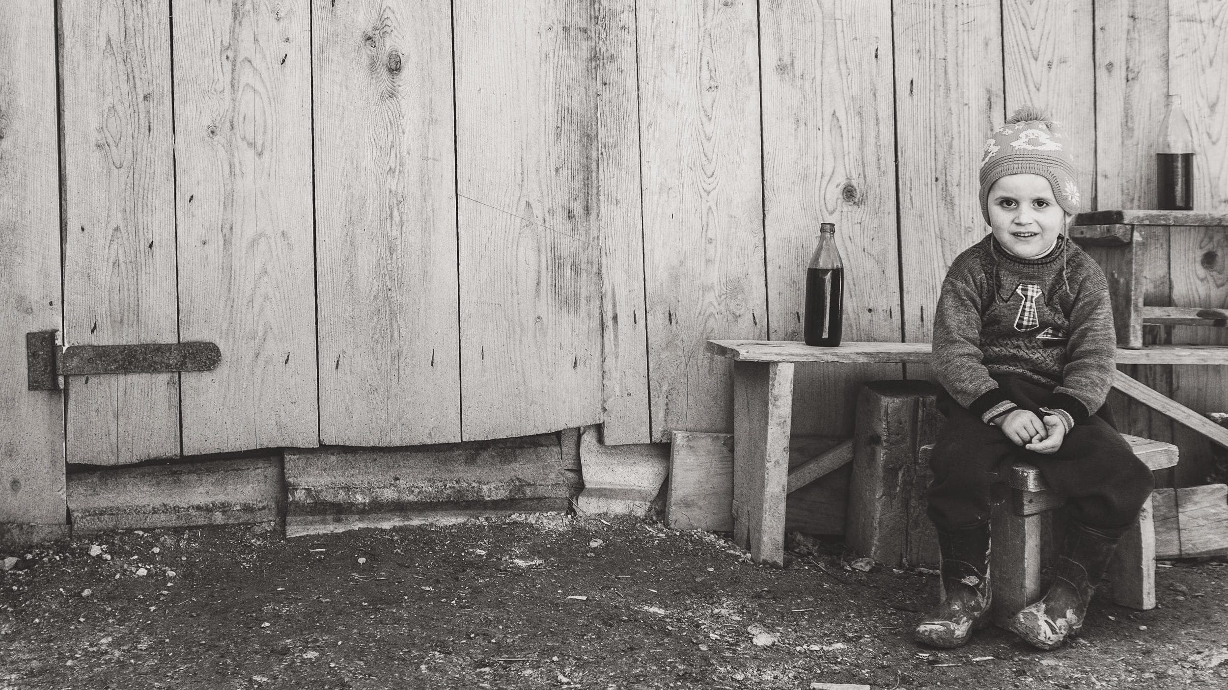 Portrait of a Child in Georgia. One of my favorite images before settling as a wedding photographer in Dijon.